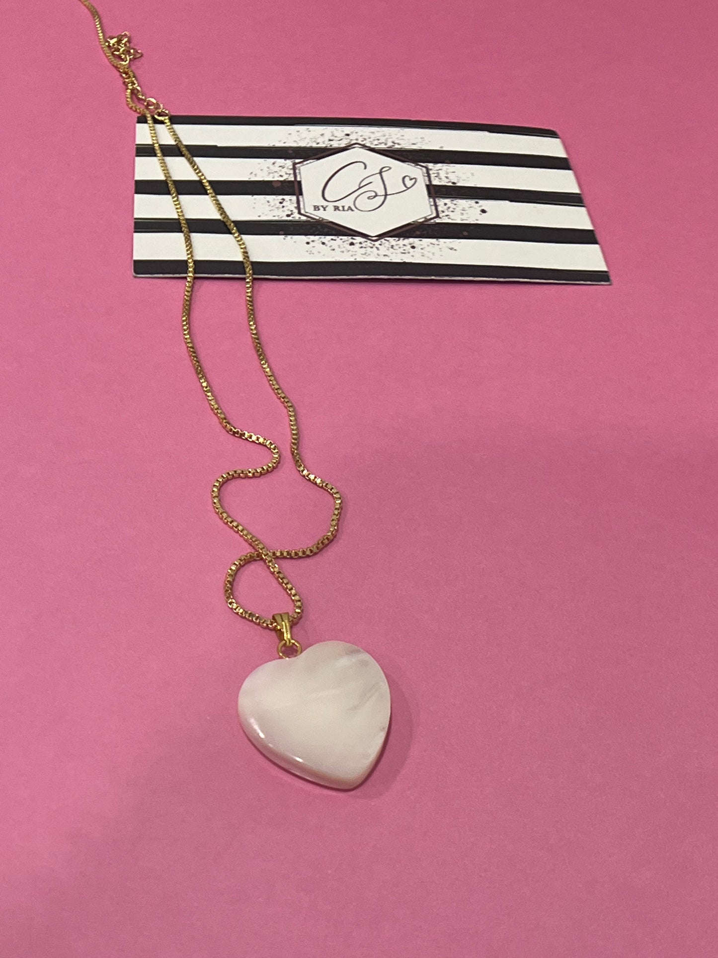 Nacar Heart Necklace